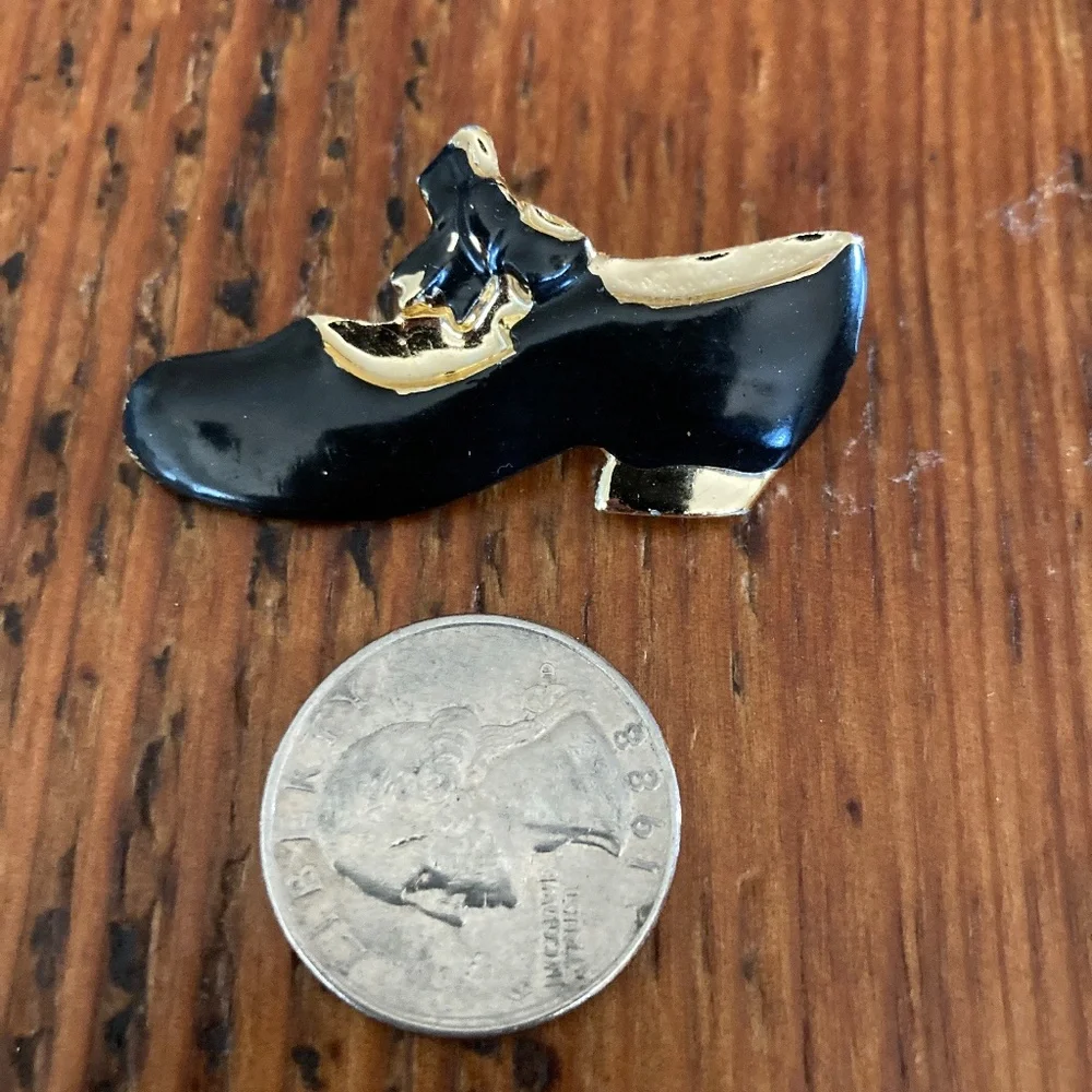 1980's Tap Shoe Pin Brooch, Goldtone and Black, Dancer
